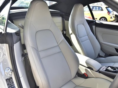 PORSCHE 911 - 4
