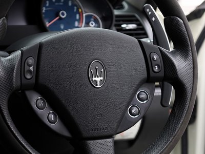 2010 Maserati QUATTROPORTE — миниатюра 34