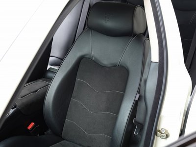2010 Maserati QUATTROPORTE — миниатюра 38