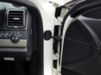 2010 Maserati QUATTROPORTE — миниатюра 63