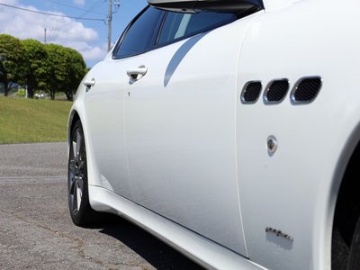 2010 Maserati QUATTROPORTE — миниатюра 13