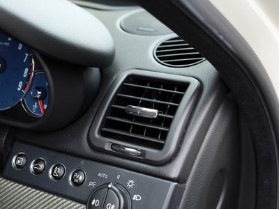 2010 Maserati QUATTROPORTE — миниатюра 61