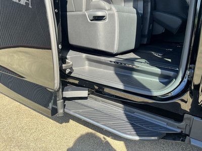 TOYOTA ALPHARD - 10