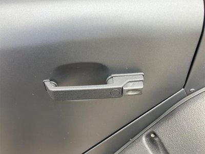 2005 LAND Rover DEFENDER 缩略图 12