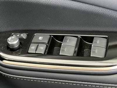 صورة مصغرة 26 لـ 2025 Toyota CROWN SPORT