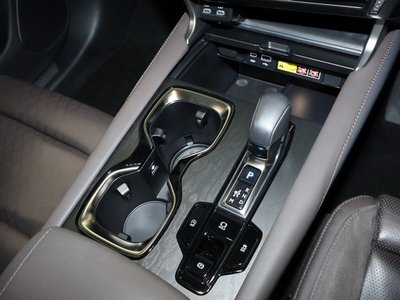 صورة مصغرة 18 لـ 2024 Lexus RX