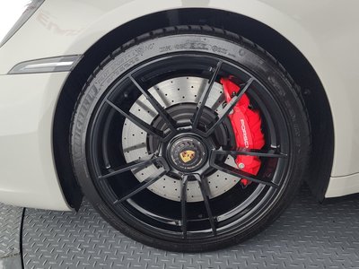 PORSCHE 911 - 6