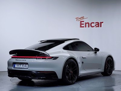 PORSCHE 911 - 4