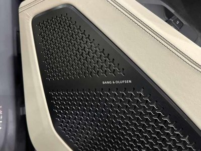 LAMBORGHINI URUS - 6