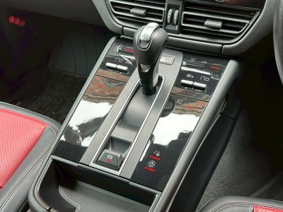 صورة مصغرة 50 لـ 2023 Porsche MACAN
