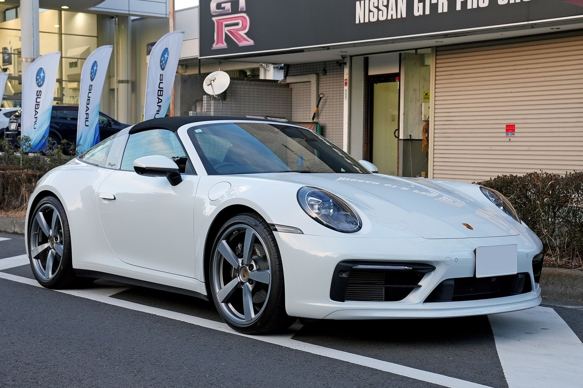 PORSCHE 911 TARGA - View 1