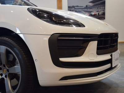 PORSCHE MACAN - 6