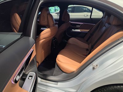 MERCEDES-BENZ E-CLASS - 10