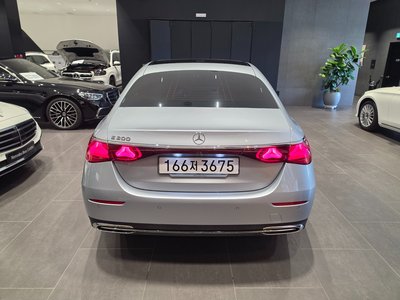 MERCEDES-BENZ E-CLASS - 3
