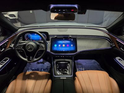 MERCEDES-BENZ E-CLASS - 5
