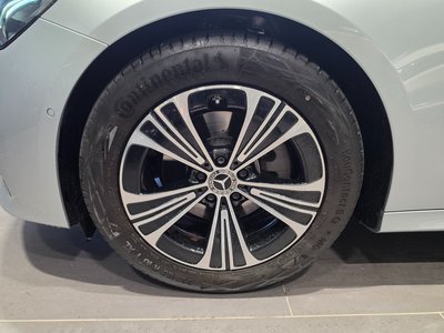 MERCEDES-BENZ E-CLASS - 6