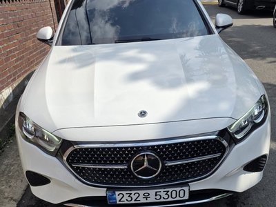 2024 Mercedes-BENZ E-CLASS 照片 1