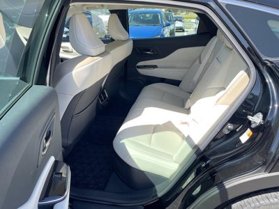 TOYOTA CROWN CROSSOVER - 7