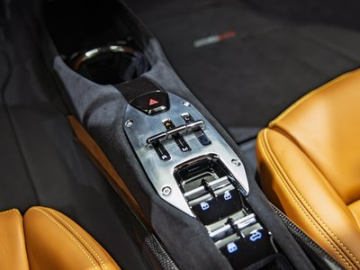 2024 FERRARI 296 GTS — миниатюра 38