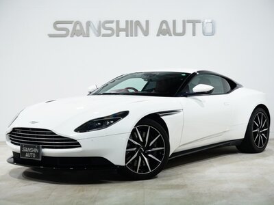 ASTON MARTIN DB11