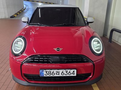 2025 MINI COOPER photo 3
