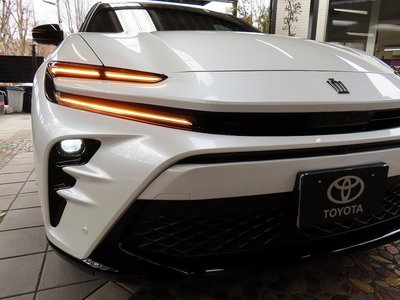 TOYOTA CROWN SPORT - 10