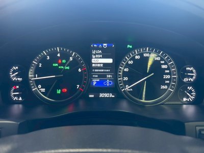 2016 Lexus LX 缩略图 24