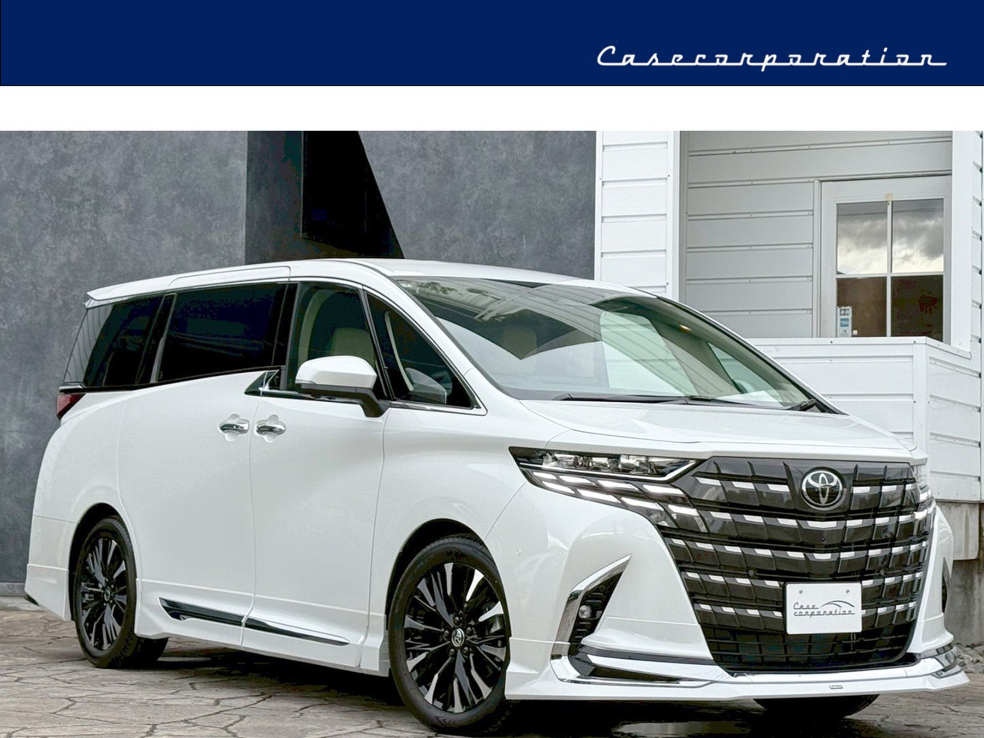 TOYOTA ALPHARD - View 1