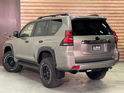 TOYOTA LAND CRUISER PRADO - 3