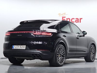 2021 Porsche CAYENNE 照片 4