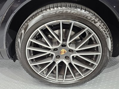 2021 Porsche CAYENNE 照片 8