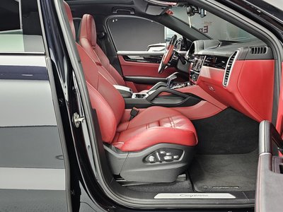 2021 Porsche CAYENNE 缩略图 18
