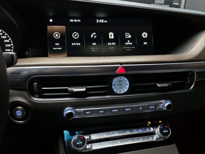 2019 Genesis G90 — миниатюра 14
