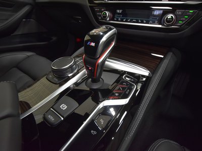 2020 BMW M5 thumbnail 26