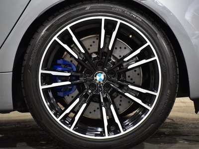 صورة 10 لـ 2020 BMW M5