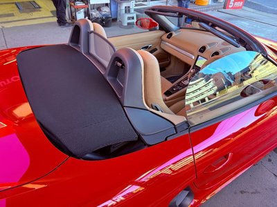 PORSCHE 718 BOXSTER - 6
