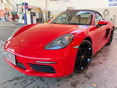 PORSCHE 718 BOXSTER - 1