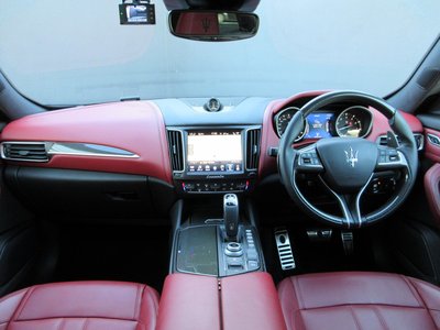 2018 Maserati LEVANTE — фото 15