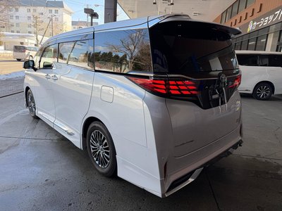 TOYOTA ALPHARD - 3