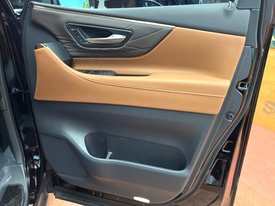 TOYOTA VELLFIRE 2024 thumbnail 34