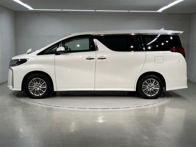 TOYOTA ALPHARD - 2