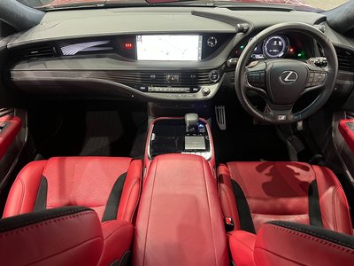 صورة مصغرة 21 لـ 2018 Lexus LS