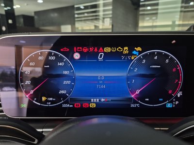 MERCEDES-BENZ GLE - 8