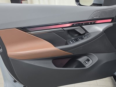 صورة مصغرة 14 لـ 2024 BMW 5 SERIES