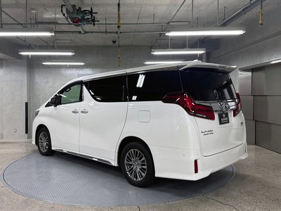 TOYOTA ALPHARD - 3