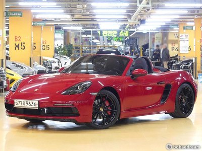 PORSCHE 718 BOXSTER