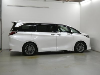 صورة مصغرة 39 لـ 2024 Lexus LM
