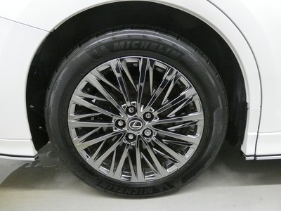 صورة مصغرة 41 لـ 2024 Lexus LM