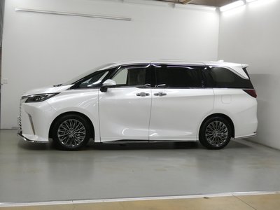 صورة مصغرة 37 لـ 2024 Lexus LM