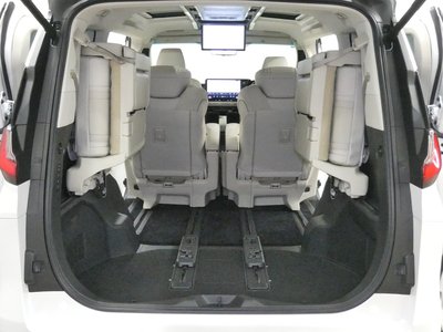 صورة مصغرة 34 لـ 2024 Lexus LM